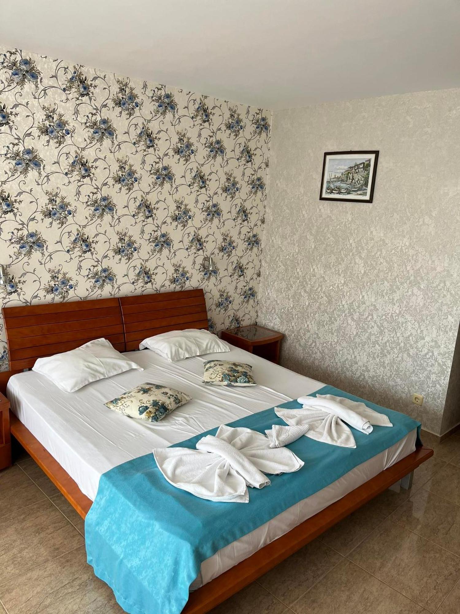 סאני ביץ' Hotel Golden Dune מראה חיצוני תמונה