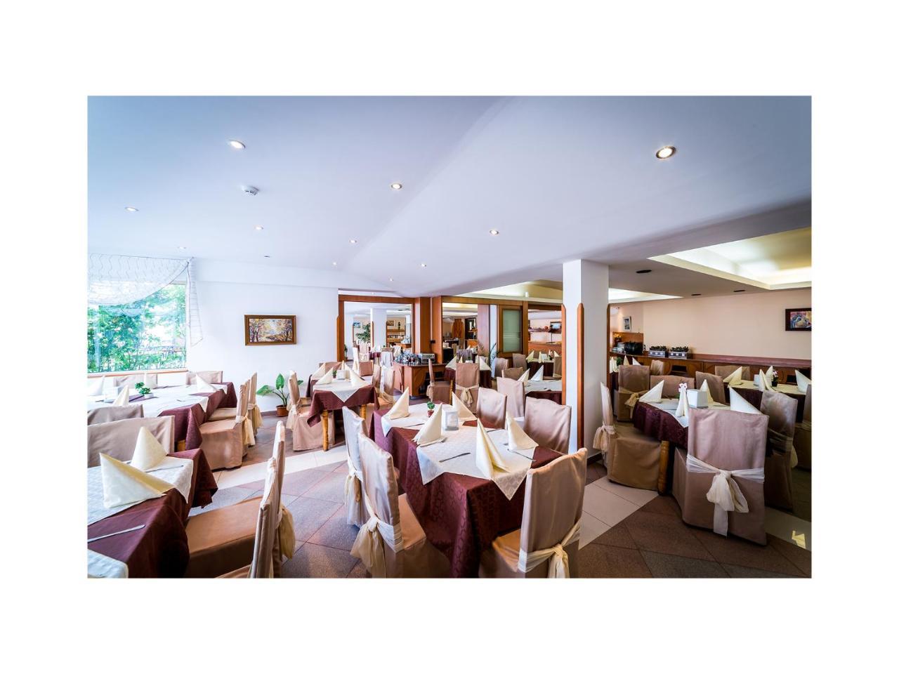 סאני ביץ' Hotel Golden Dune מראה חיצוני תמונה